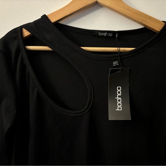 PETITE CUT OUT DETAIL RIB BODYSUIT - Picture 3 of 4